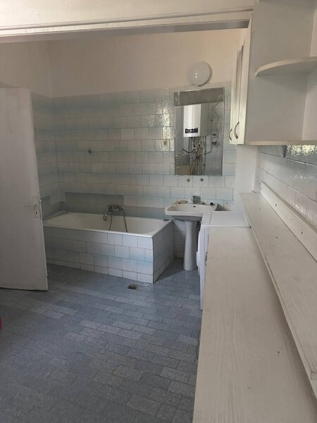 Cismigiu, vizavi parc, ultracentral, 20 locuri pt. muncitori Asia,